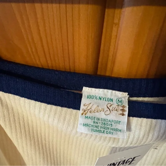 Vintage Cream and Navy Women's Blouse - Picture 2 of 2